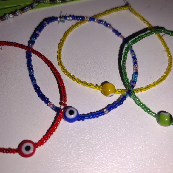Colored ojo bracelets - Picture 1 of 1